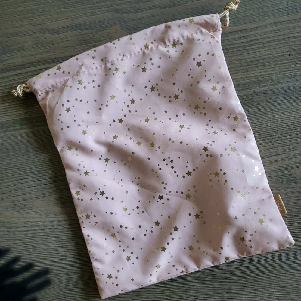 IPSY Glam Bag Plus Makeup Bag December 2021 Pink with Gold Stars Drawstring